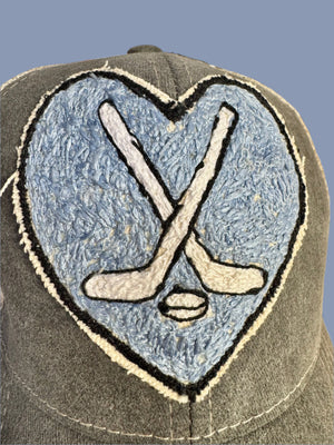 HOCKEY HEART TRUCKER